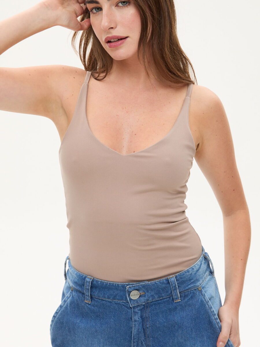 MUSCULOSA BÁSICA BRETEL FINO BEIGE